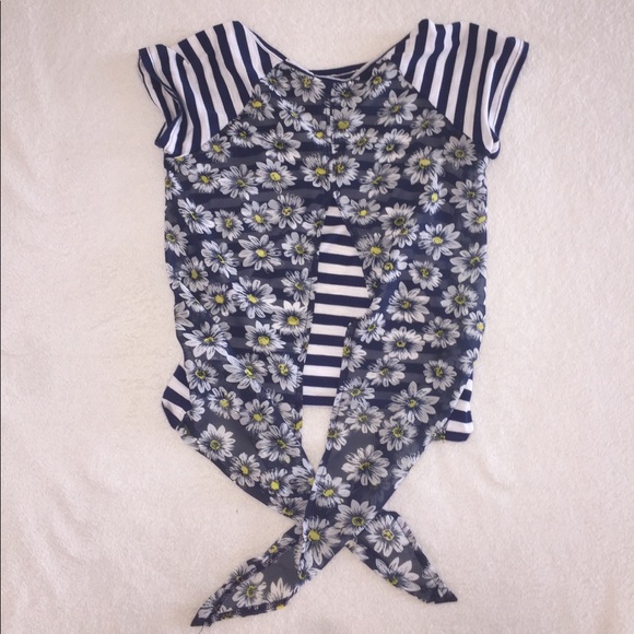 Aeropostale shirt - Picture 2 of 3